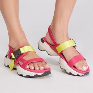 NEW Sorel Kinetic Impact Pink & Neon Yellow Outdoor Performance Sling Sandals